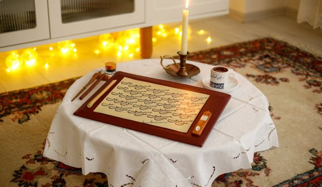 Kolay-Yontemlerle-7-Adimda-Yazma-Becerisi-Kazanma-featured